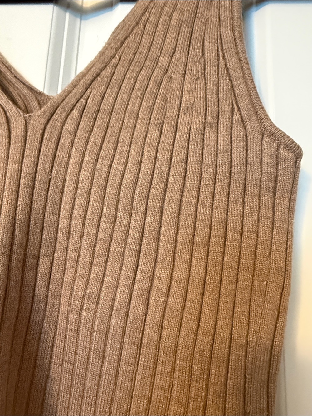 Quince Eco-knit cropped sweater tank. - Picture 4 of 6